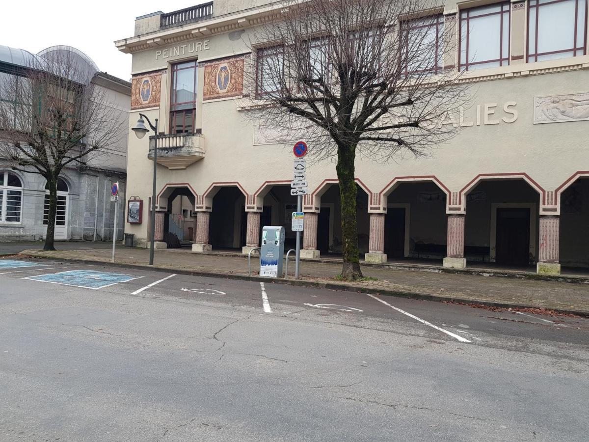 Apartmán Chocolat Bagnères-de-Bigorre Exteriér fotografie